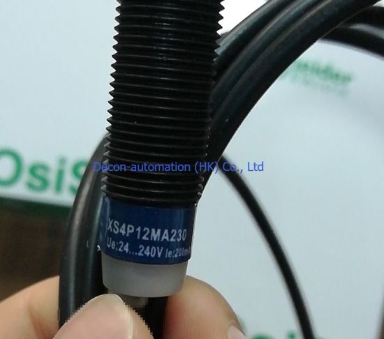 Telemecanique Inductive Sensor Xs4p12mA230 with Cable